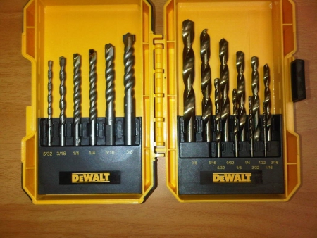 Дрель ударная DeWalt DWD 024 AV - Фото 2