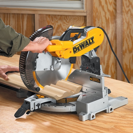 Пила торцовочная DeWalt DW 716 - Фото 2