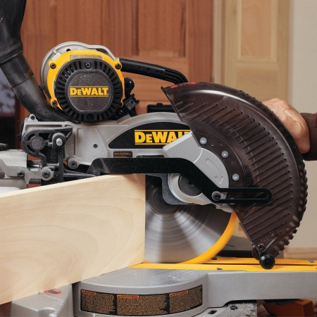 Пила торцовочная DeWalt DW 717 XPS - Фото 3