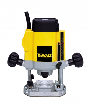 Фрезер DeWalt DW 615