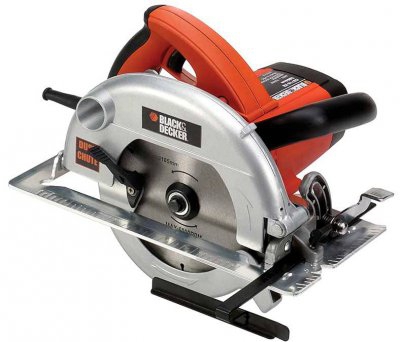 Дисковая пила Black&Decker CS1500